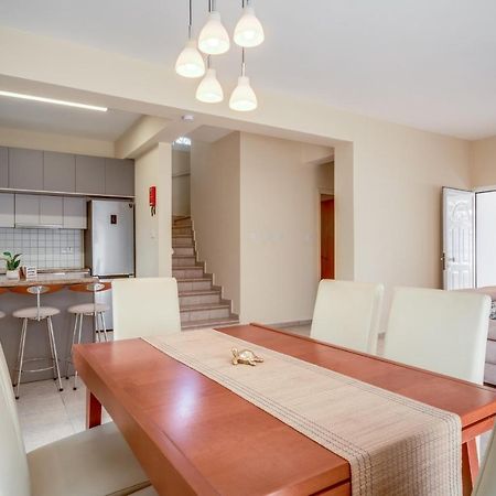 Amphitrite Villa Paralimni Buitenkant foto
