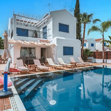 Amphitrite Villa Paralimni Buitenkant foto