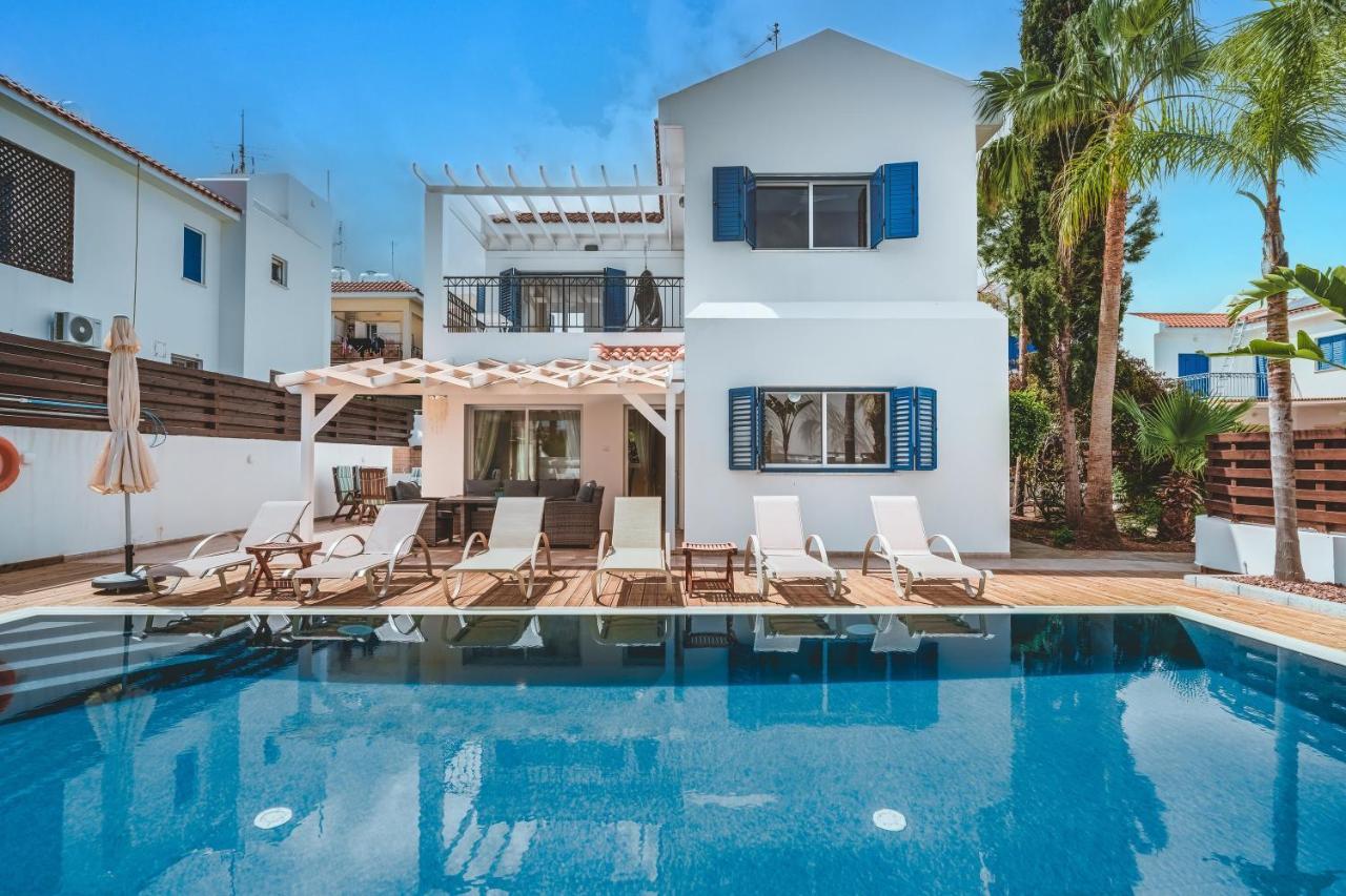 Amphitrite Villa Paralimni Buitenkant foto